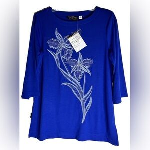 Women Embroidered Royal Blue Floral 3/4 Sleeve Knit Top Size Small NWT